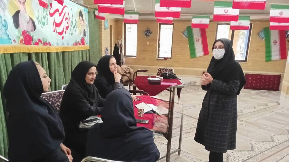 برگزاری کلاس‌های آموزشی تغذیه دوران بارداری در مرکز خدمات جامع سلامت ابوذر